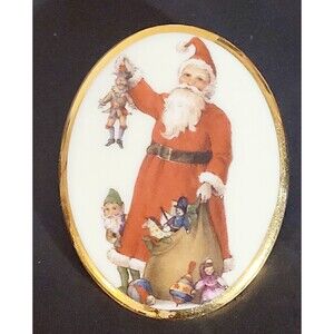 Vintage Classic Old Saint Nick Santa Oval Small Brooch Toys Nutcracker